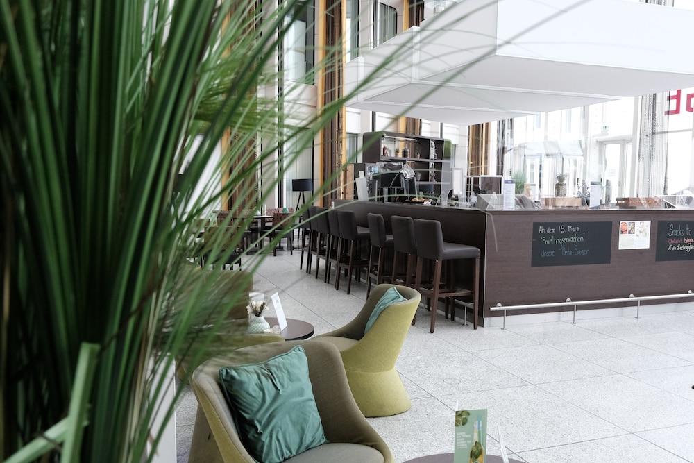 Webers - Das Hotel Im Ruhrturm Essen Luaran gambar