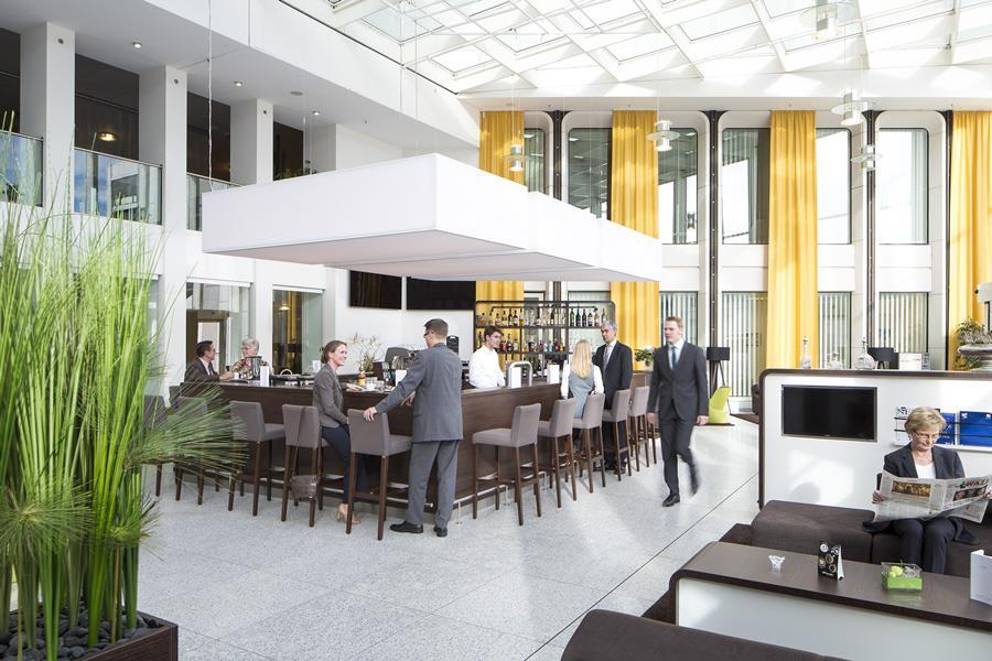 Webers - Das Hotel Im Ruhrturm Essen Restoran gambar