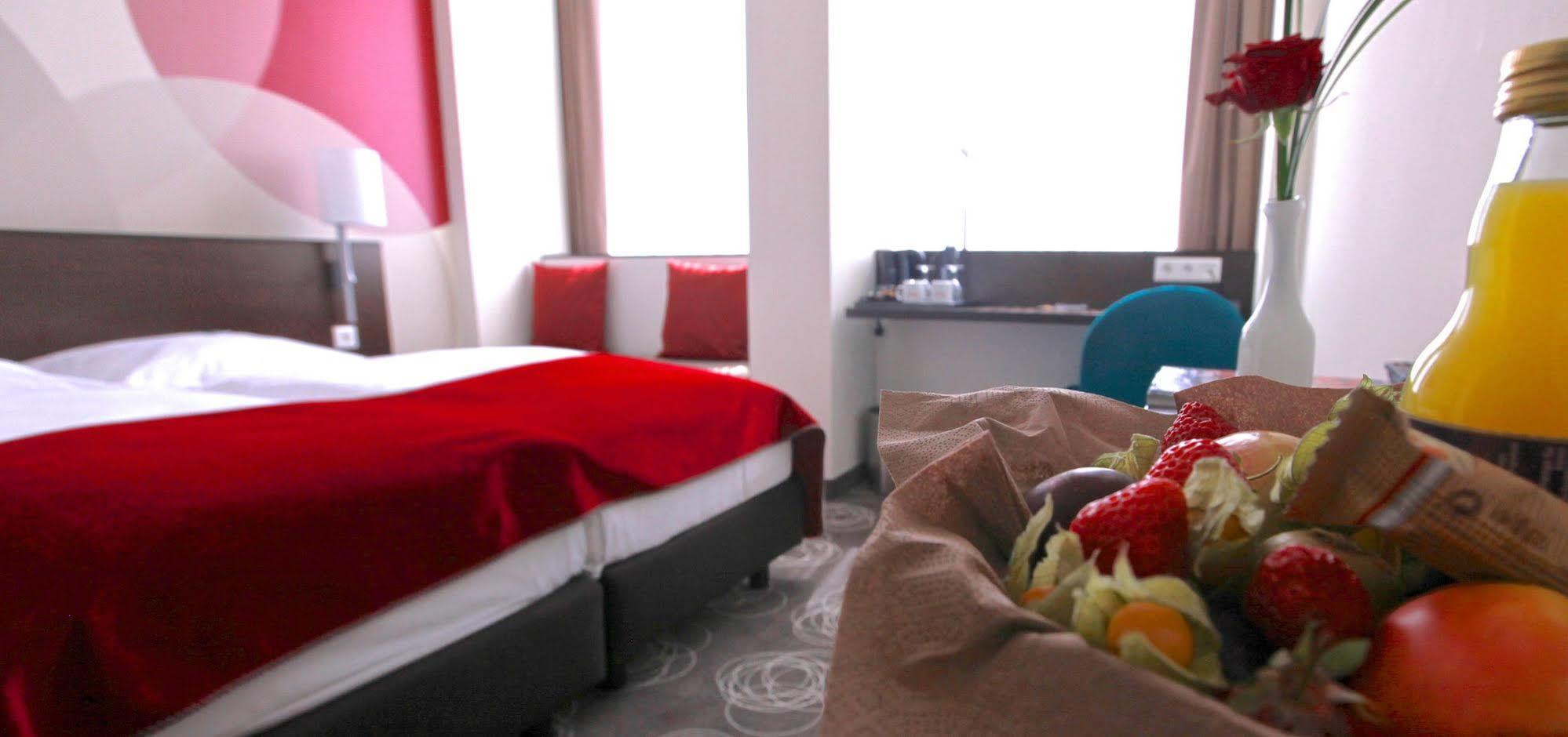 Webers - Das Hotel Im Ruhrturm Essen Luaran gambar
